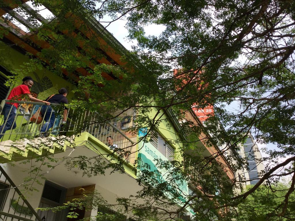 Saman Hostel Медельїн Екстер'єр фото