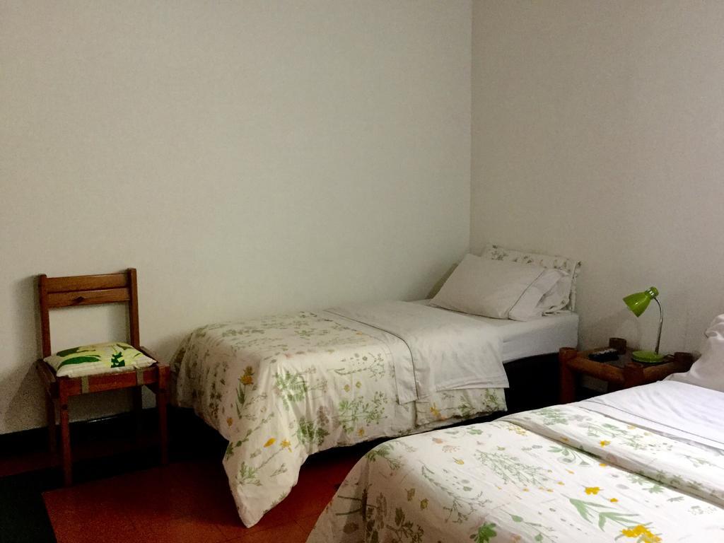 Saman Hostel Медельїн Екстер'єр фото